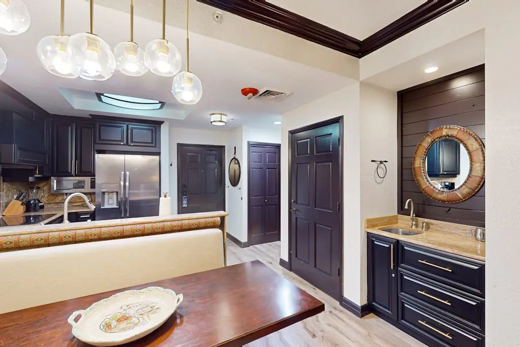 Ski-in/Ski-Out Condo w/ Shared Hot Tubs & Pool, High-Speed WiFi, & Central AC
