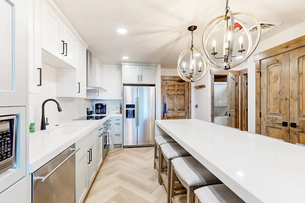 Ski-in-ski-out condo - indoor & outdoor pools, sauna, hot tubs, game room, gym, W&D, AC