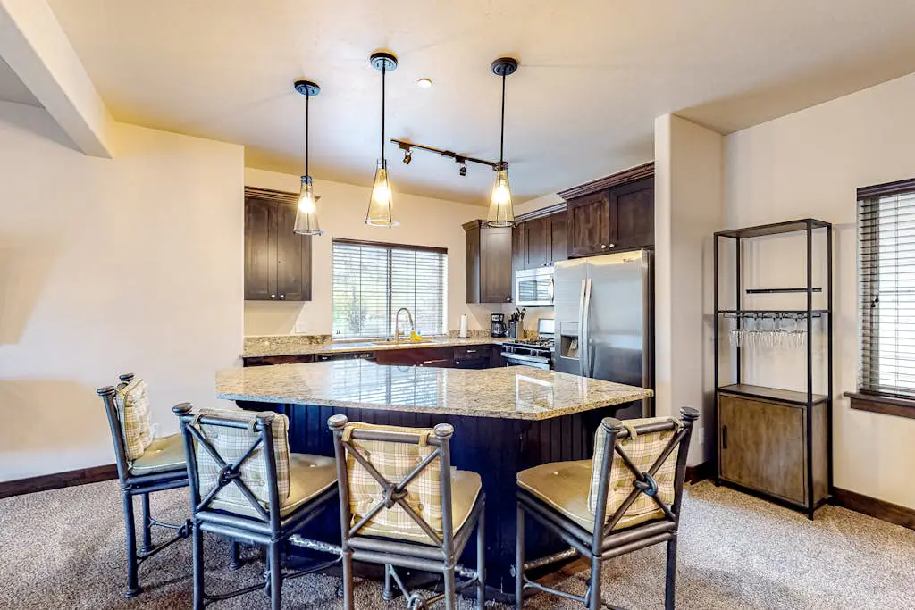 Bear Hollow Haven 2202