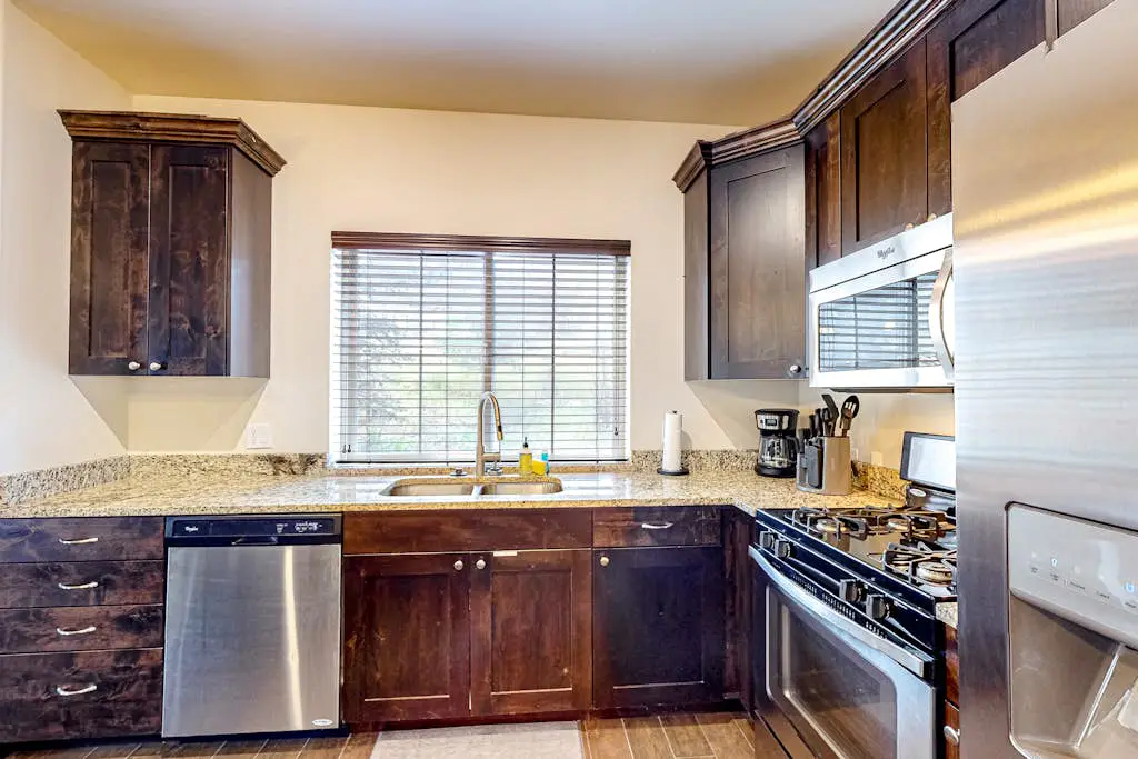 Bear Hollow Haven 2202