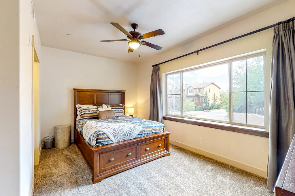 Bear Hollow Haven 2202