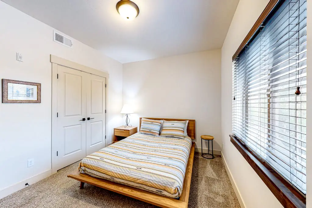 Bear Hollow Haven 2202