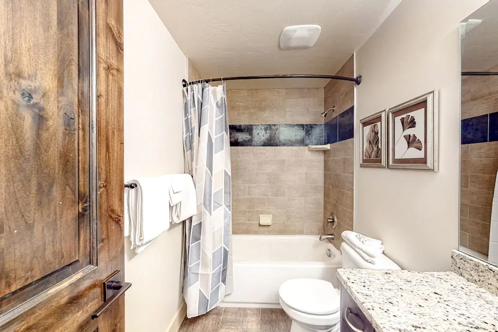 Bear Hollow Haven 2202