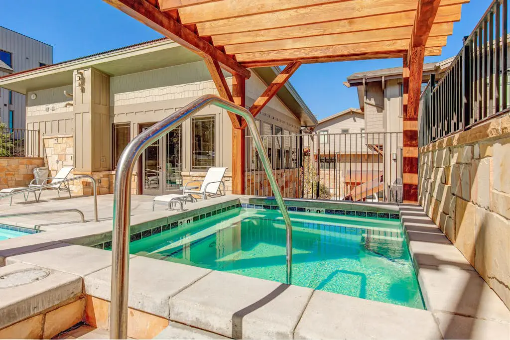 Designer Blackstone 105 Canyons Village
