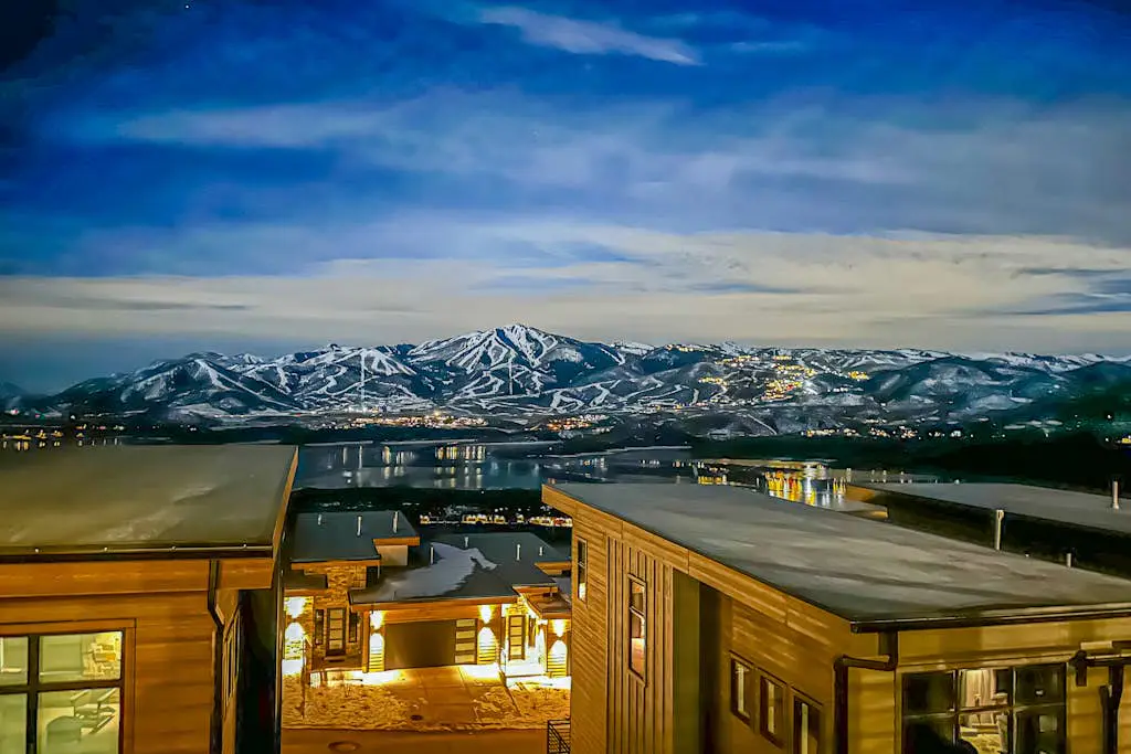 Luxury Hideout Overlook