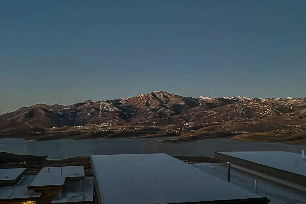 Luxury Hideout Overlook