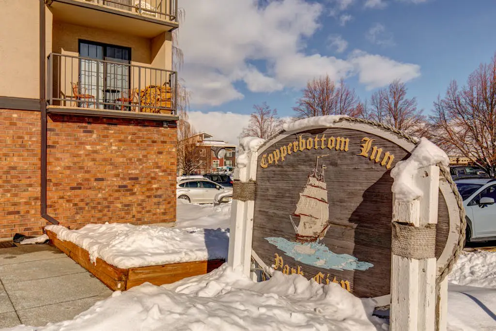 Copperbottom Inn #310