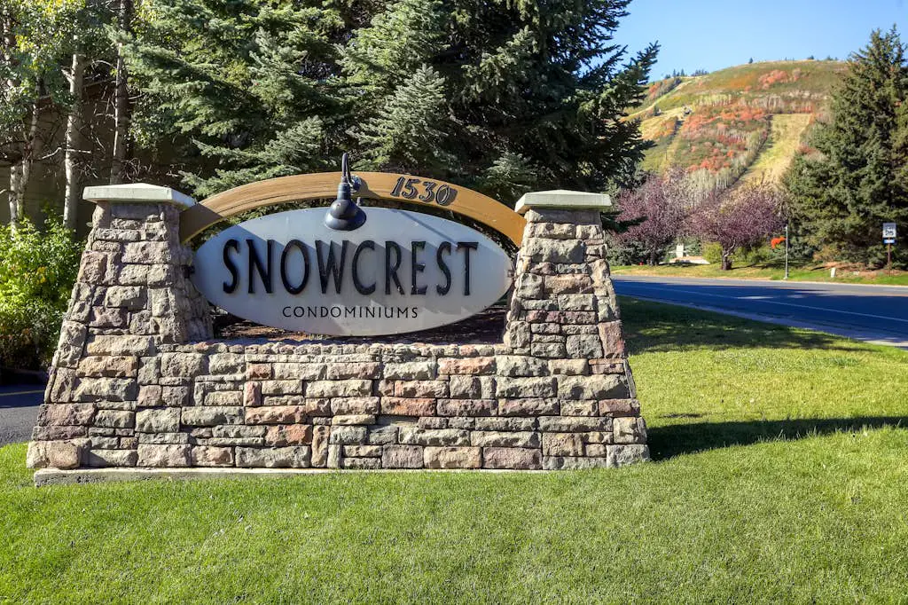 Cute condo w/ a shared pool & hot tub plus easy access to Park City Mountain
