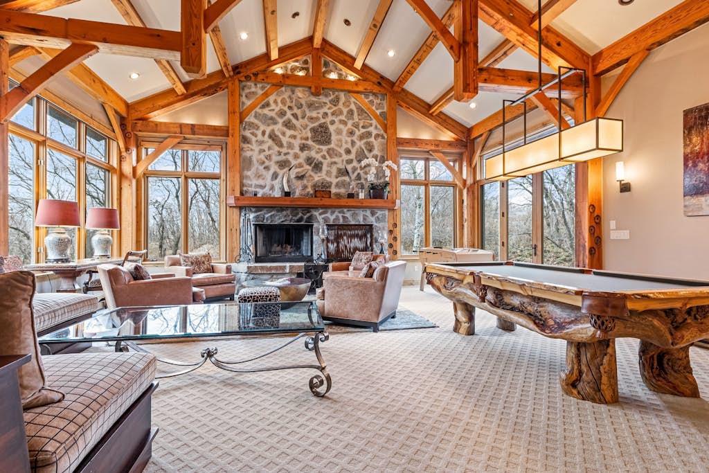 Luxury lodge with hot tub, sauna, game room, movie room & Deer Valley views