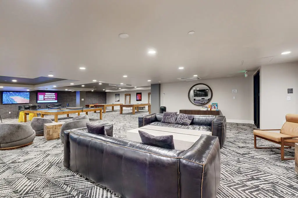 614B - Black Rock Mountain Resort