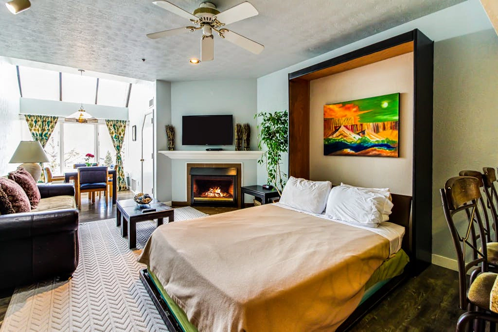 SKI-IN/SKI-OUT Studio at The Lodge at Mountain Village