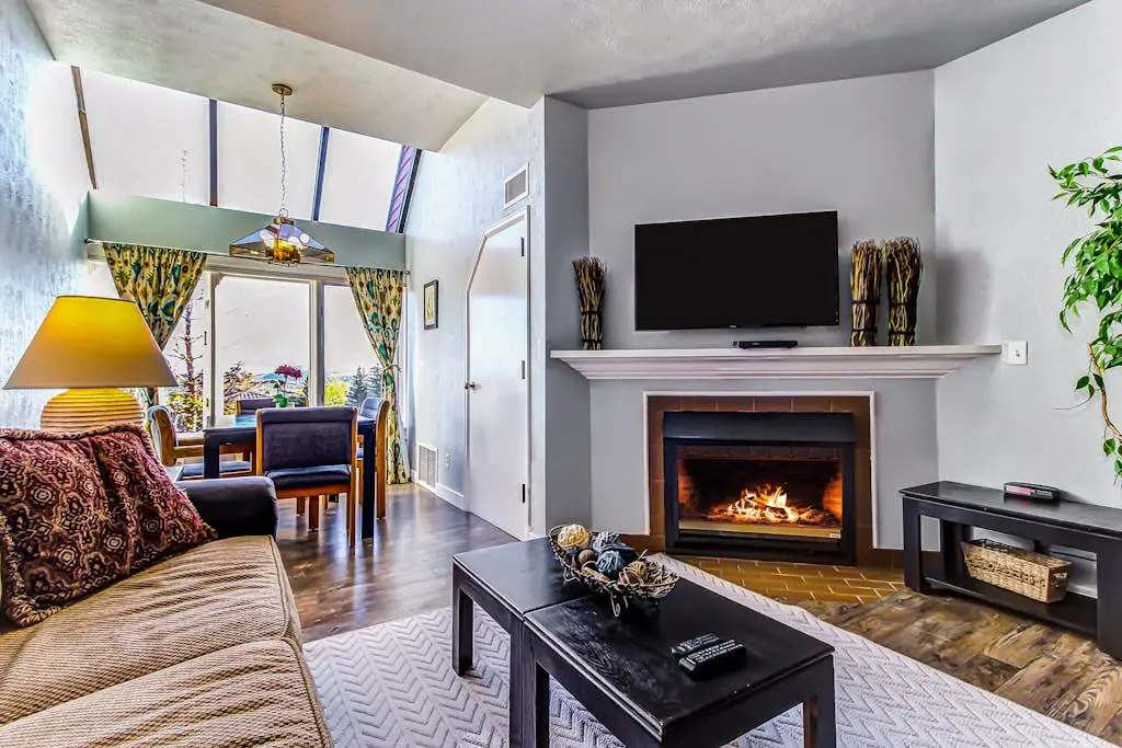SKI-IN/SKI-OUT Studio at The Lodge at Mountain Village