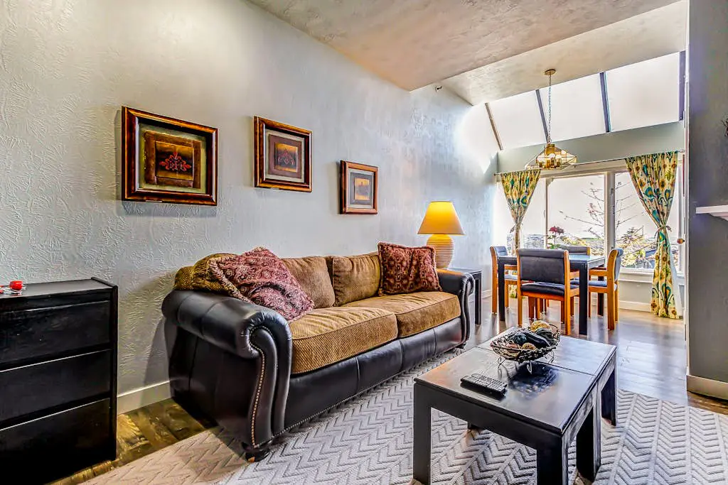 SKI-IN/SKI-OUT Studio at The Lodge at Mountain Village