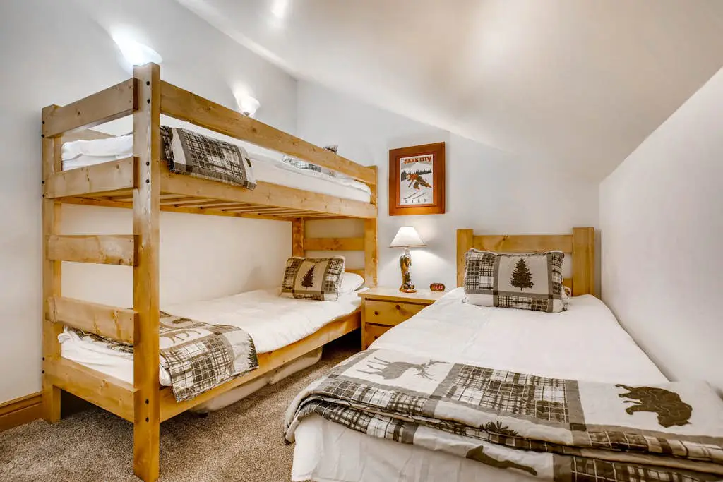 Canyons condo w/ two added lofts plus access to shared pools, hot tub, tennis