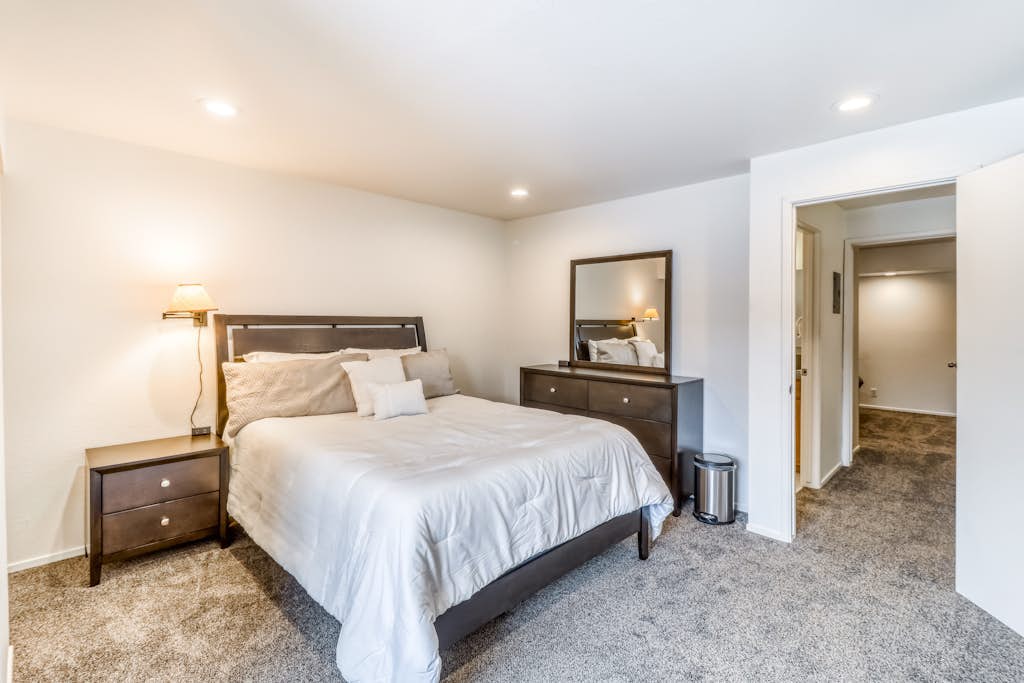 Woodside Condo #3