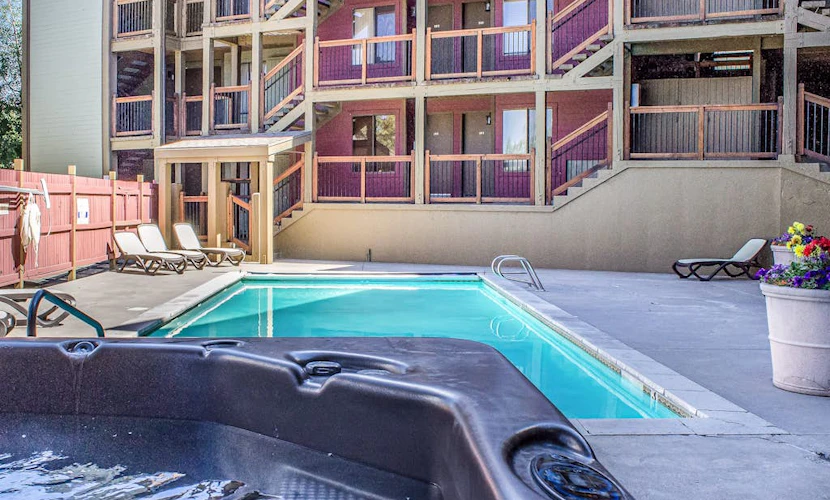 Mountain Condo w/ Shared Hot Tub & Pool, High-Speed WiFi, & Private Washer/Dryer