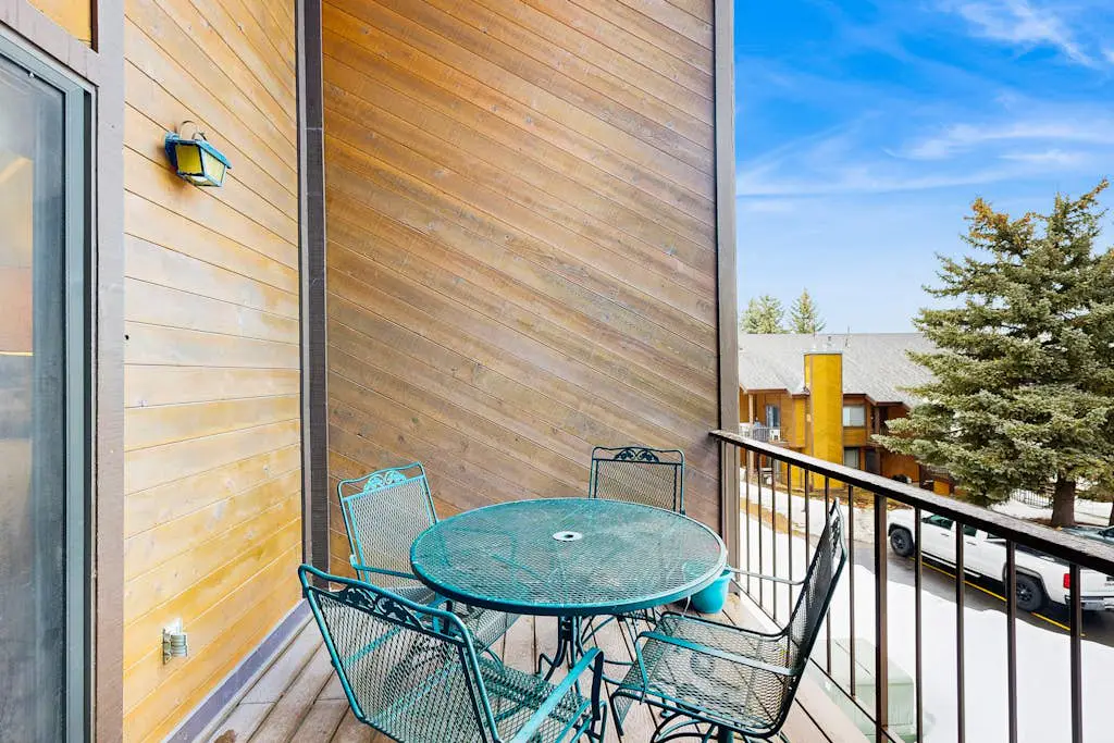 H8 Red Pine Paradise Loft at Canyons Village