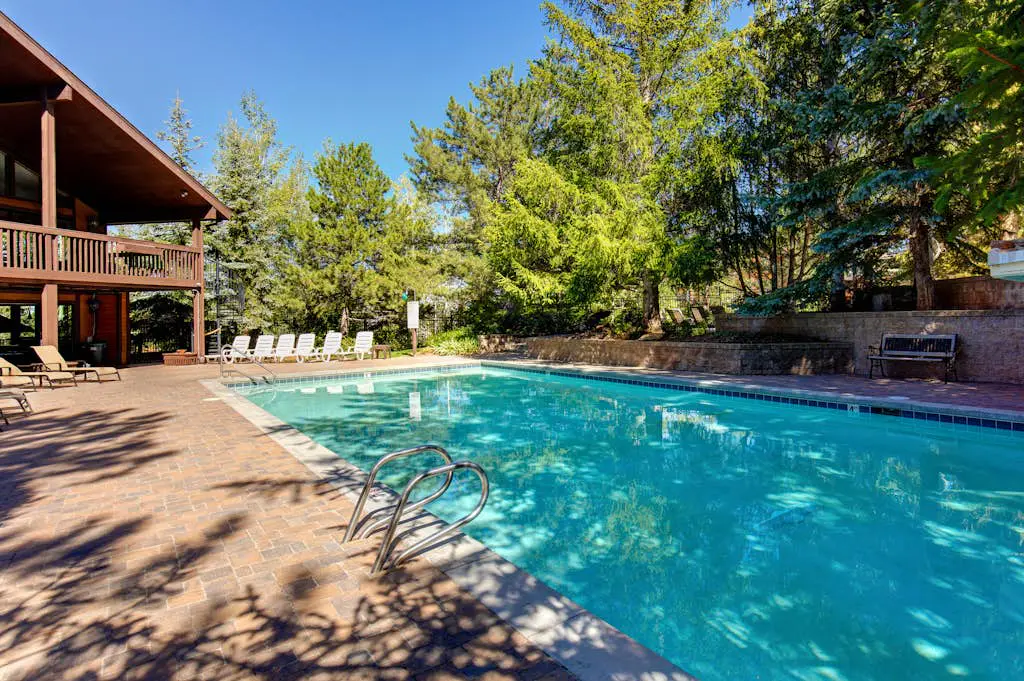 H8 Red Pine Paradise Loft at Canyons Village