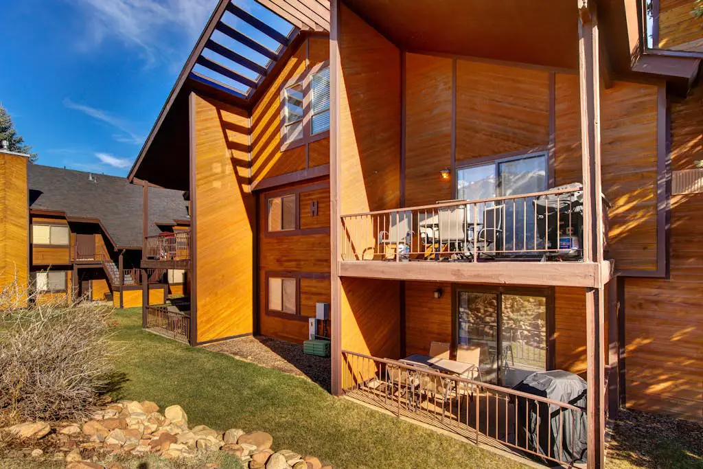 H8 Red Pine Paradise Loft at Canyons Village