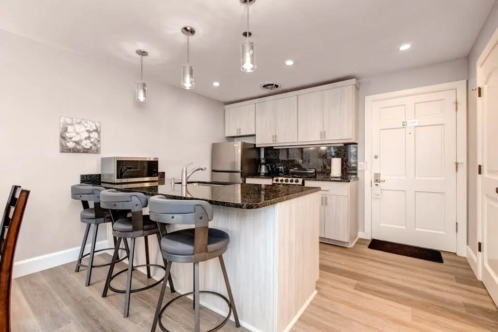 Main Street Old Town - Treasure Mountain Inn #28