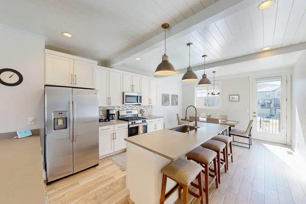 Cozy Townhouse with Playground & Dog-Friendly