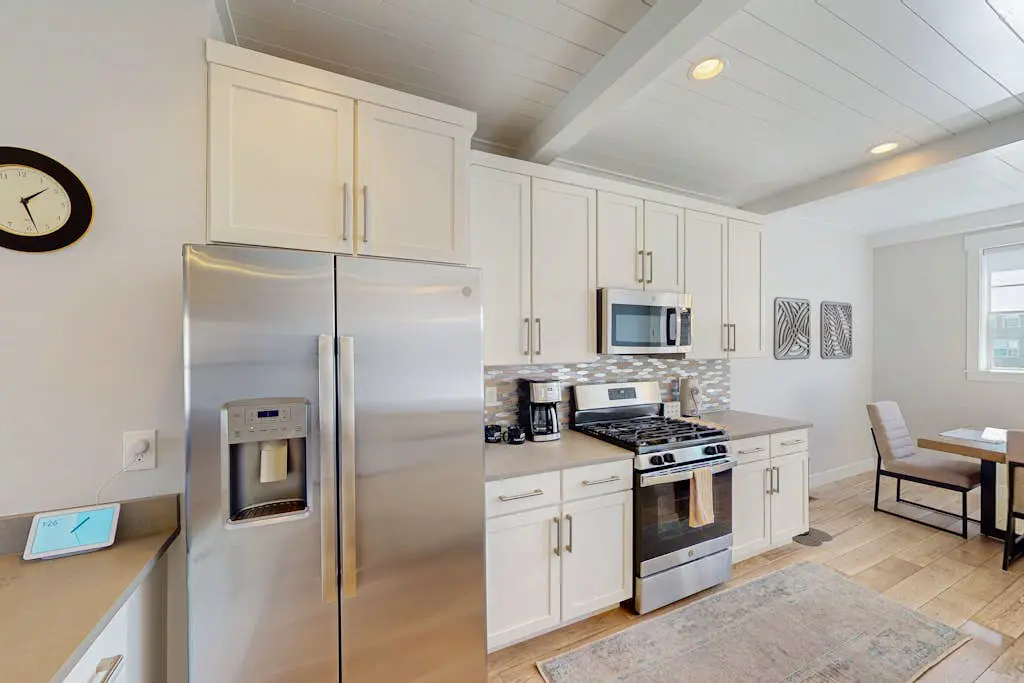 Cozy Townhouse with Playground & Dog-Friendly