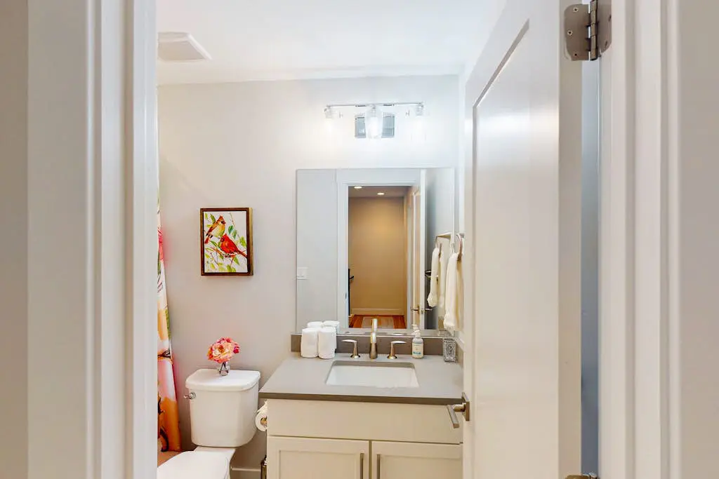 Cozy Townhouse with Playground & Dog-Friendly