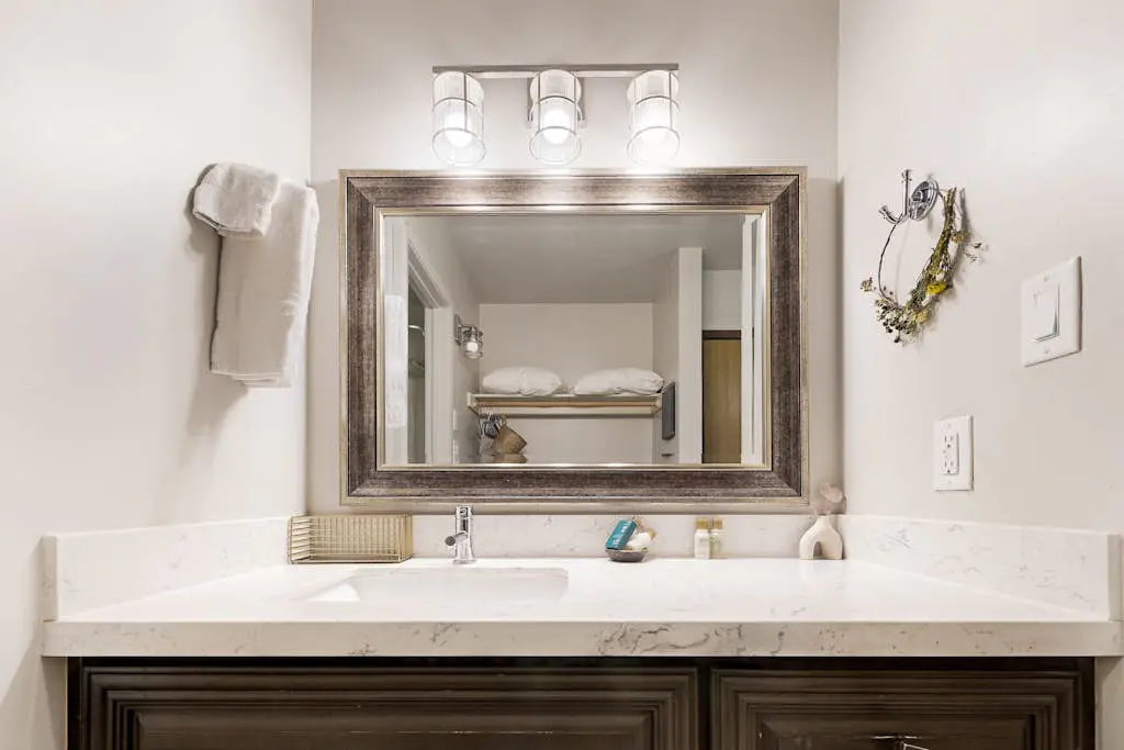 Quaint Prospector Lodge Studio #729