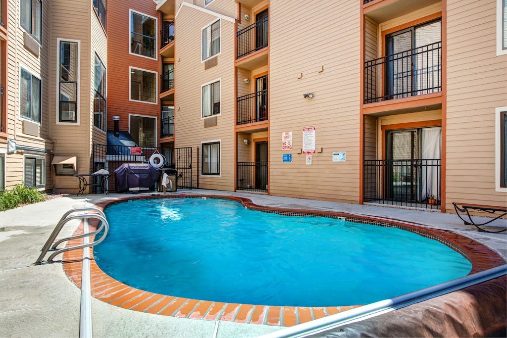 Carriage Condo