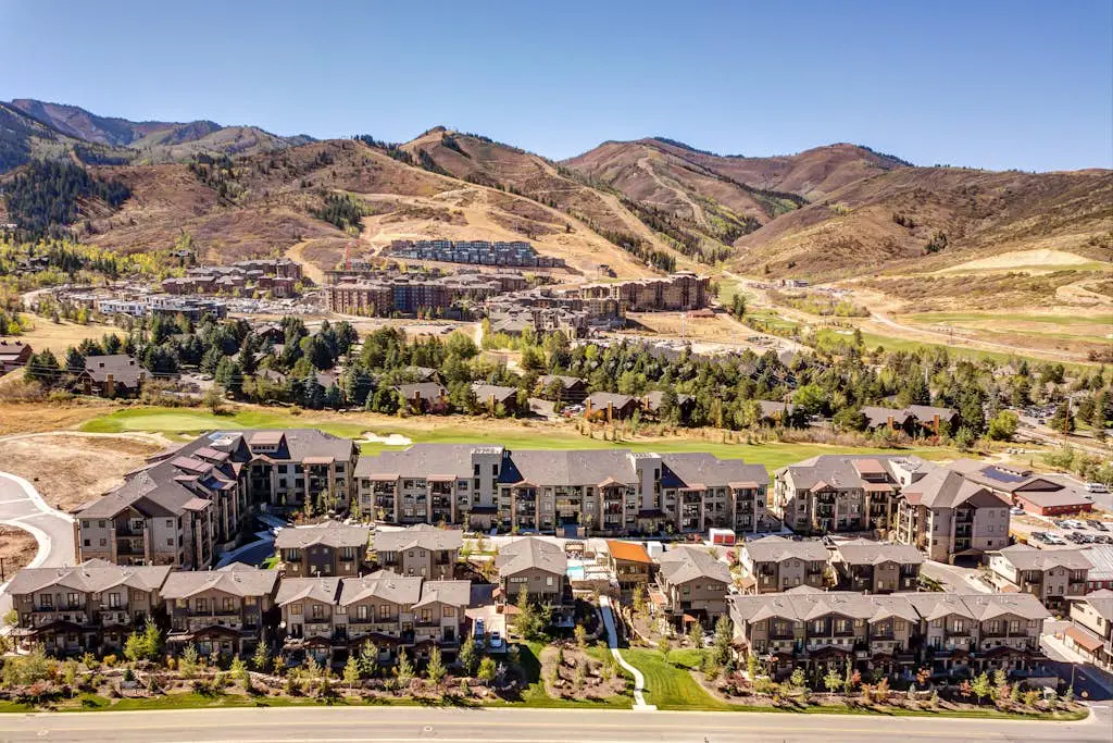 Summit Elegance Retreat 211