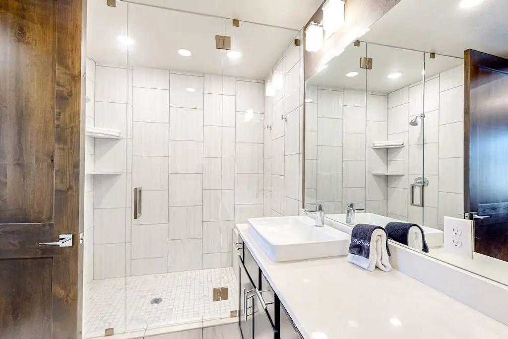 Summit Elegance Retreat 211