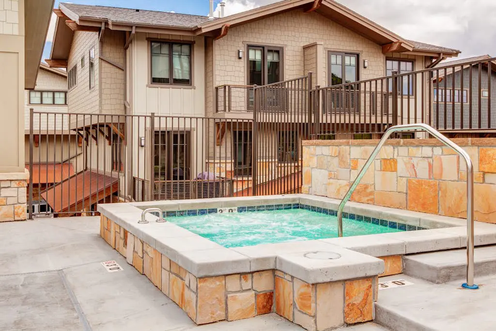 Summit Elegance Retreat 211