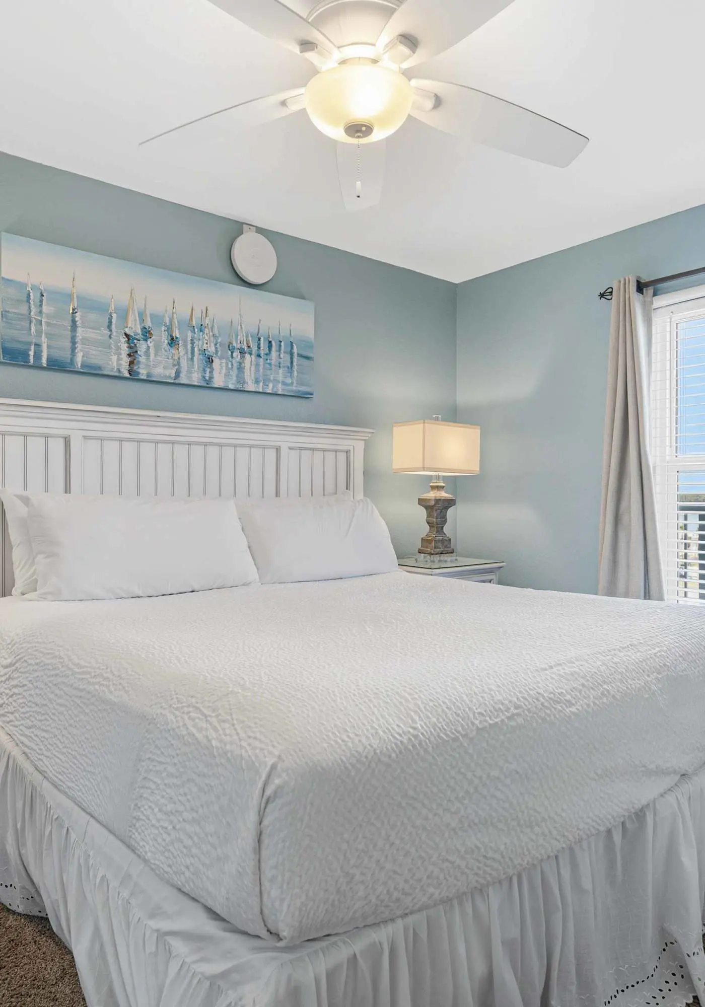 Spacious gulf front condo with beach access and seasonal beach service