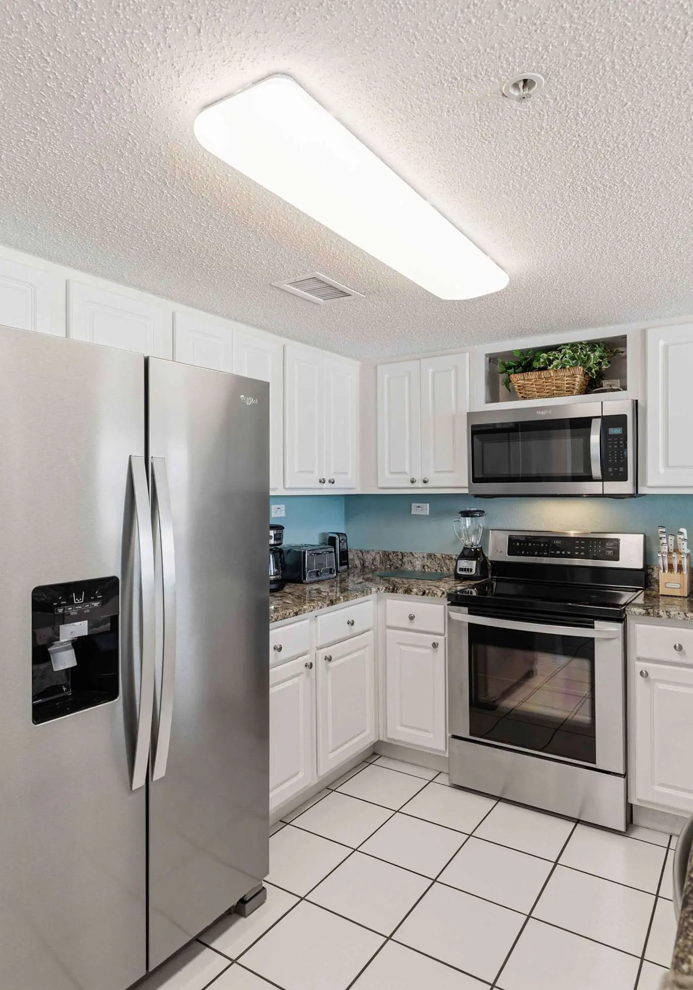 Spacious gulf front condo with beach access and seasonal beach service