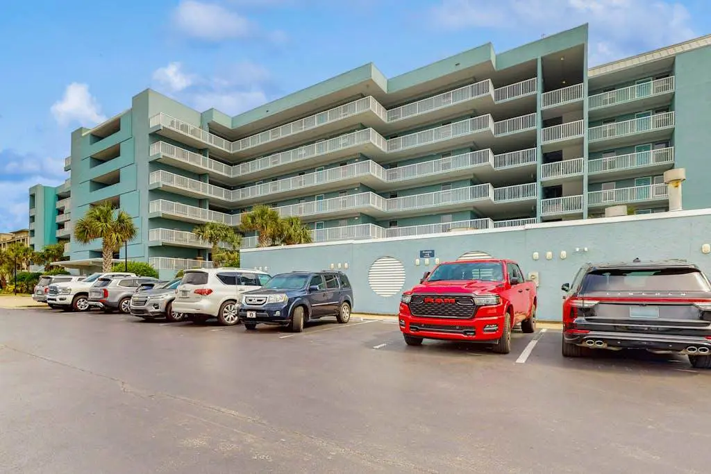 Spacious gulf front condo with beach access and seasonal beach service