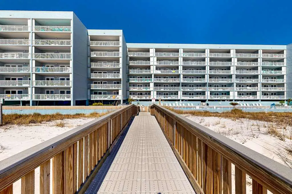 Spacious gulf front condo with beach access and seasonal beach service