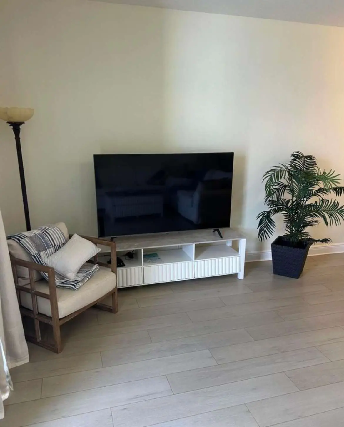 Spacious gulf front condo near beaches and shopping