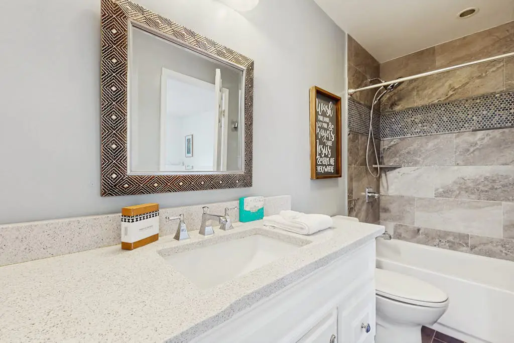 Beautiful Palmetto Dunes Villa- Lagoon Views,  Complex Pool
