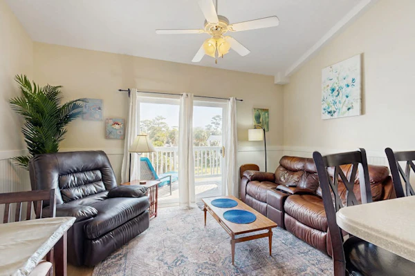 Third-Floor Condo w/ Free WiFi, Private Balcony, and W/D