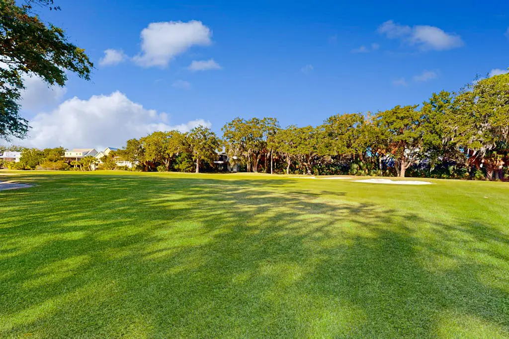Golf-view condo with amenity pass to pool, tennis courts & more - dog-friendly