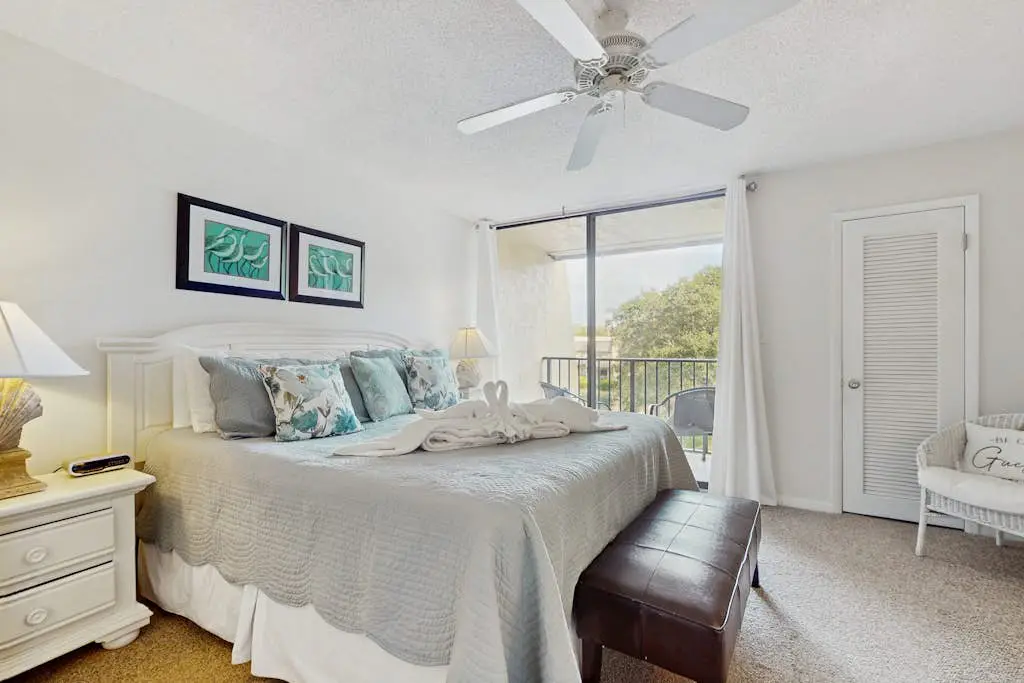 Airy, lagoon-view condo with pool, hot tub & tennis - walk to the beach