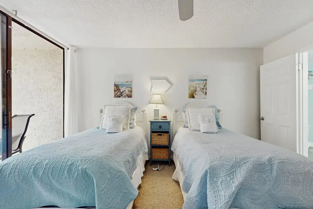 Airy, lagoon-view condo with pool, hot tub & tennis - walk to the beach