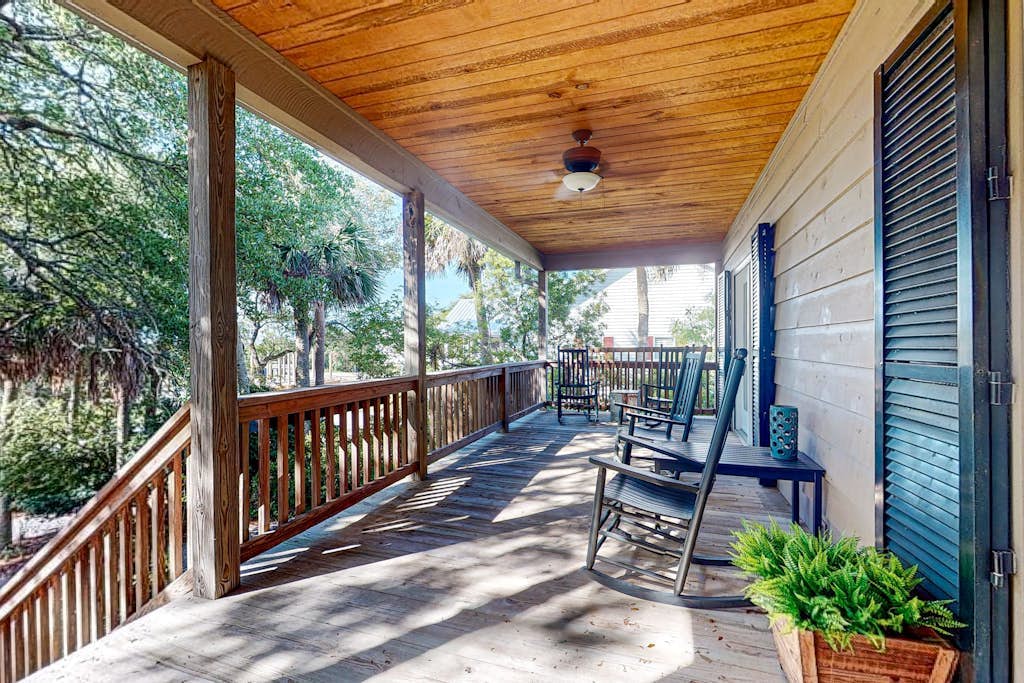 Water-view house with beach access, large decks, outdoor fireplace, games, dock