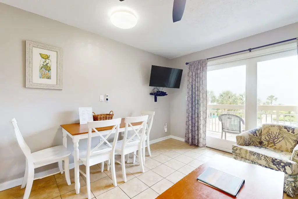Beach-view condo in oceanfront complex with outdoor pool, beach access, balcony