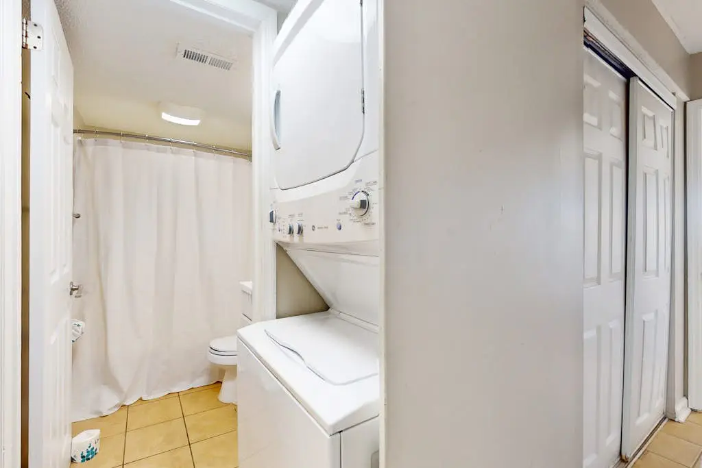 Beach-view condo in oceanfront complex with outdoor pool, beach access, balcony