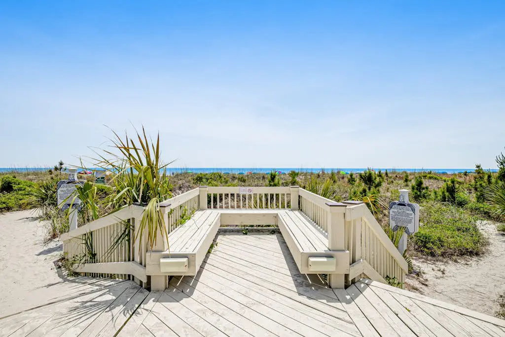 Beach-view condo in oceanfront complex with outdoor pool, beach access, balcony