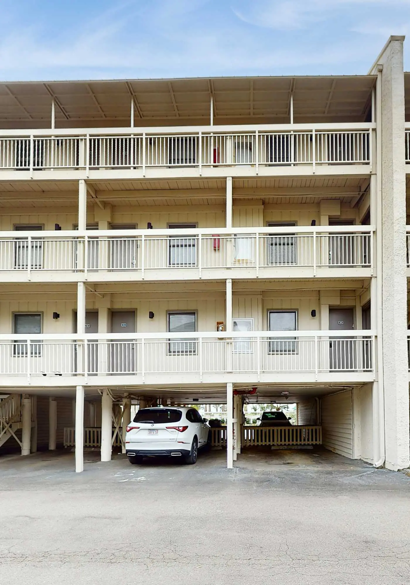 Beach-view condo in oceanfront complex with outdoor pool, beach access, balcony
