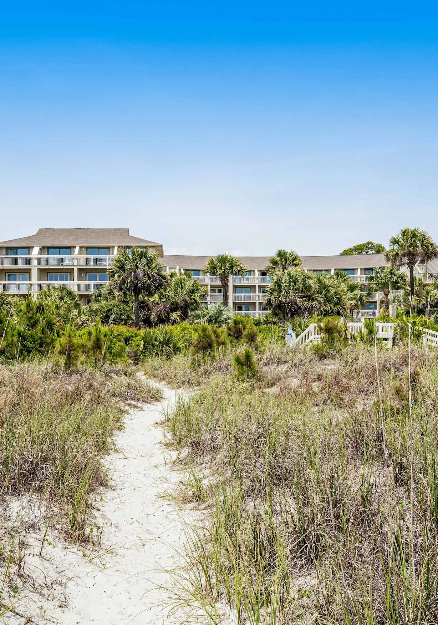Beach-view condo in oceanfront complex with outdoor pool, beach access, balcony