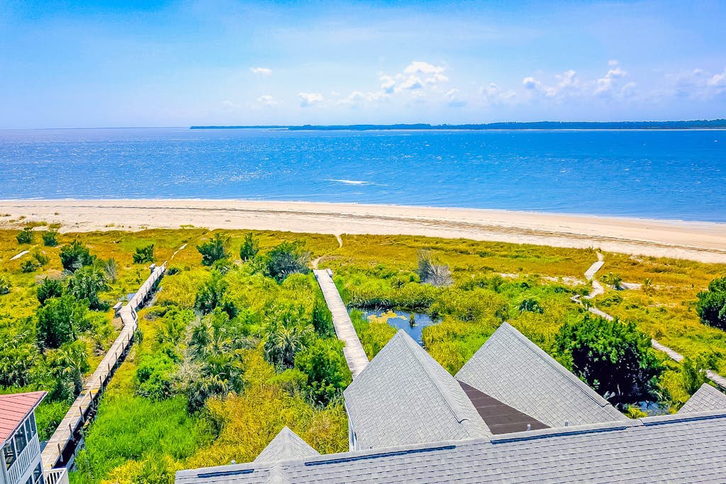 Oceanfront house with ocean views & beach access - near dining & golf