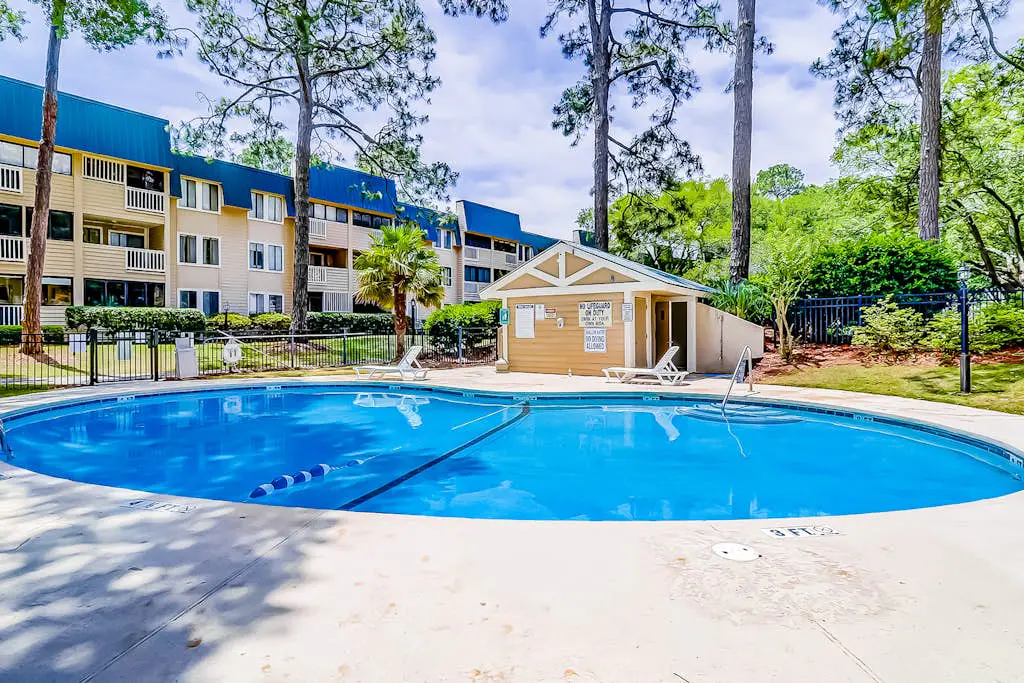 Second-floor condo in beachfront complex with pools, tennis & gym